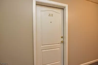203 Central Park Pl #203, Ramsey, NJ 07446 - Photo 2
