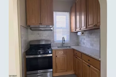 557 Gregory Ave, Passaic, NJ 07055 - Photo 4