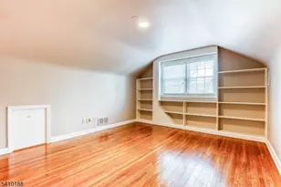 11 Wordsworth Rd, Millburn, NJ 07078 - Photo 8