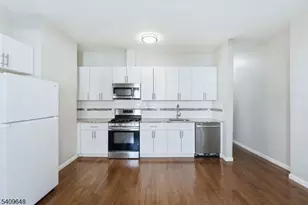 314 7th Ave W, Newark, NJ 07107 - Photo 4