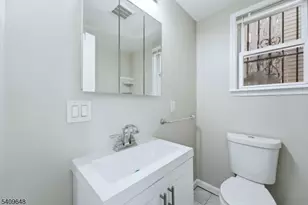 314 7th Ave W, Newark, NJ 07107 - Photo 10
