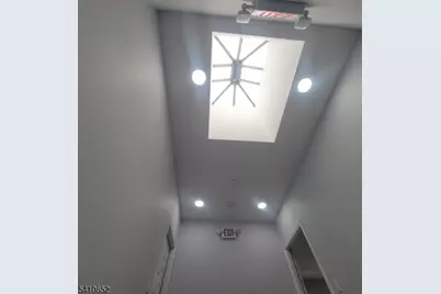 138 21st St, Irvington, NJ 07111 - Photo 16