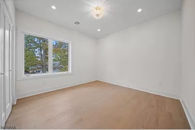 52 Congressional Pkwy, Livingston, NJ 07039 - Photo 22