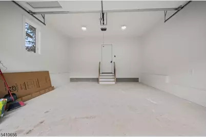 52 Congressional Pkwy, Livingston, NJ 07039 - Photo 20