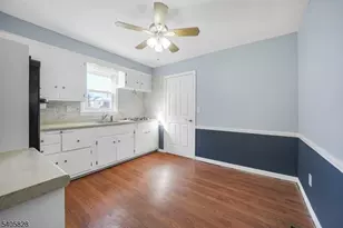 686 Gates Terrace, Union Township, NJ 07083 - Photo 6