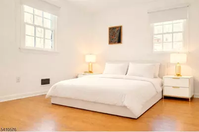 32 Cherryville Hollow Rd, Raritan Township, NJ 08822 - Photo 18