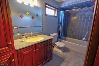 32 Cherryville Hollow Rd, Raritan Township, NJ 08822 - Photo 18