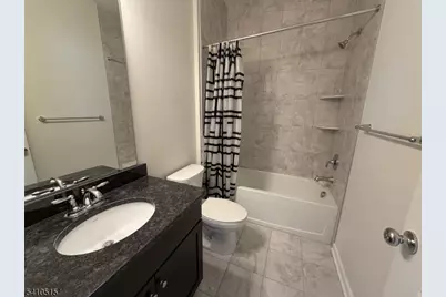 1 Cortland Ct, Livingston, NJ 07039 - Photo 8