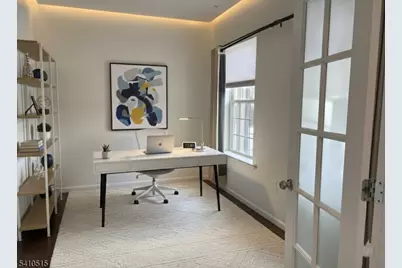 1 Cortland Ct, Livingston, NJ 07039 - Photo 4