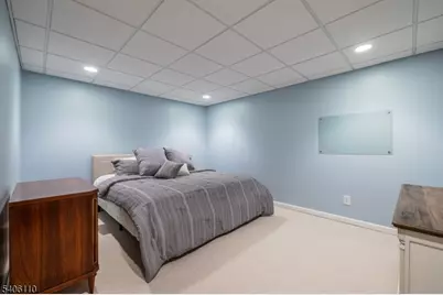 110 Distillery Rd, Readington Twp., NJ 08889 - Photo 28