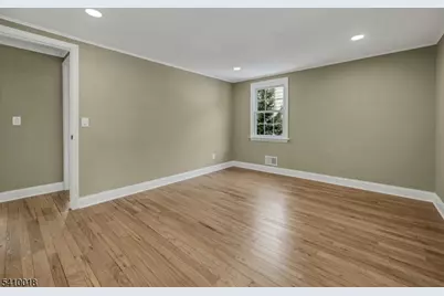 583 W Shore Trl, Sparta Township, NJ 07871 - Photo 32