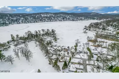 583 W Shore Trl, Sparta Township, NJ 07871 - Photo 36