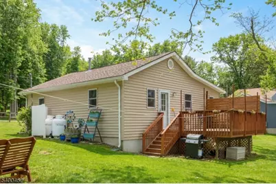 913 Oriole Trl, Stillwater, NJ 07860 - Photo 2