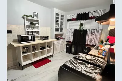 42 Harding Ter, Newark, NJ 07112 - Photo 1