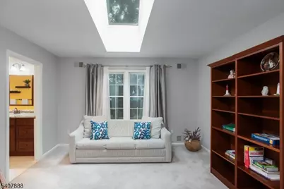 13 Deer Path Cir, Green Brook Township, NJ 08812 - Photo 18