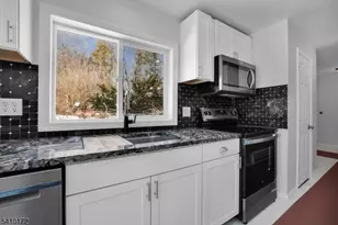 52 Whitehall Rd, Green Township, NJ 07821 - Photo 12