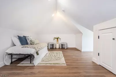 220 Vermont Ave, Irvington, NJ 07111 - Photo 24