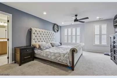 26 Wisteria Ct, Monroe Township, NJ 08831 - Photo 12