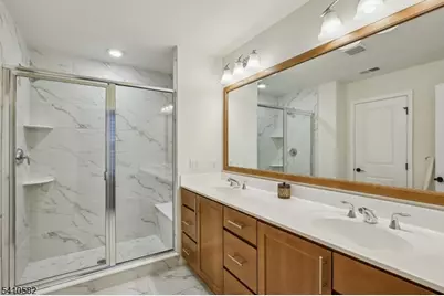 26 Wisteria Ct, Monroe Township, NJ 08831 - Photo 14