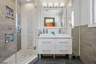 33 Haran Cir, Millburn, NJ 07041 - Photo 22