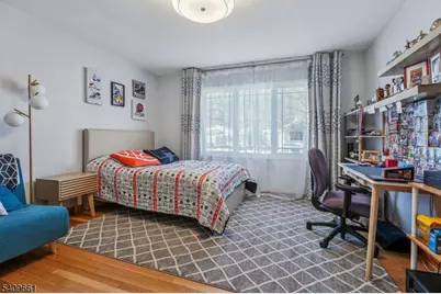 33 Haran Cir, Millburn, NJ 07041 - Photo 18