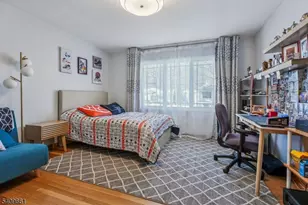 33 Haran Cir, Millburn, NJ 07041 - Photo 18