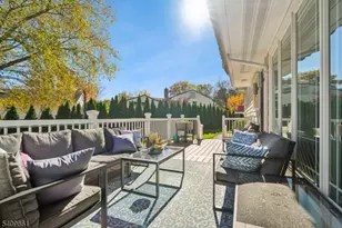 33 Haran Cir, Millburn, NJ 07041 - Photo 30