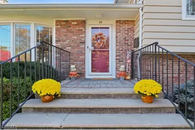 33 Haran Cir, Millburn, NJ 07041 - Photo 2