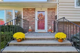 33 Haran Cir, Millburn, NJ 07041 - Photo 2