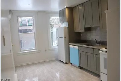 205 N Clinton Street #1, East Orange, NJ 07017 - Photo 16