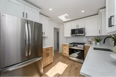 341 Forest Dr, Union Township, NJ 07083 - Photo 14