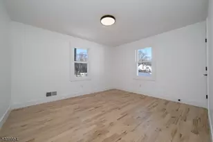 341 Forest Dr, Union Township, NJ 07083 - Photo 20