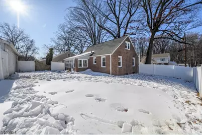 341 Forest Dr, Union Township, NJ 07083 - Photo 42