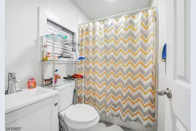 418 S 10th St, Newark, NJ 07103 - Photo 16