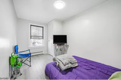 418 S 10th St, Newark, NJ 07103 - Photo 14