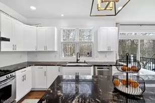 14 Stone Cliff Terrace, Jefferson Township, NJ 07438 - Photo 10