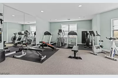 172 Culver Ave #206, Jersey City, NJ 07305 - Photo 26