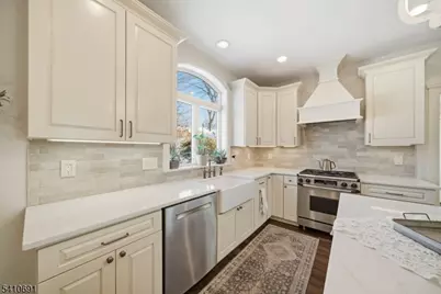 238 Rutgers Pl, Nutley, NJ 07110 - Photo 20