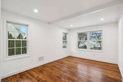 161 Myrtle Ave, Millburn, NJ 07041 - Photo 18