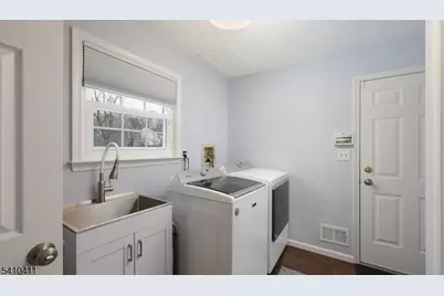 49 Clydesdale Rd, Scotch Plains Township, NJ 07076 - Photo 16