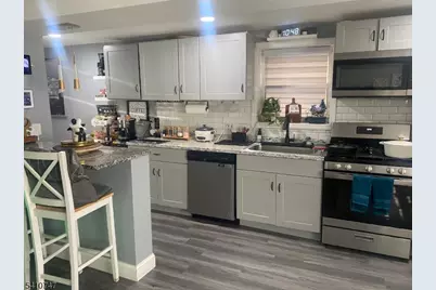 7517 1st Ave, North Bergen, NJ 07047 - Photo 10