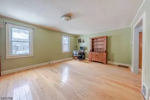 782 Uniontown Rd, Lopatcong Township, NJ 08865 - Photo 10