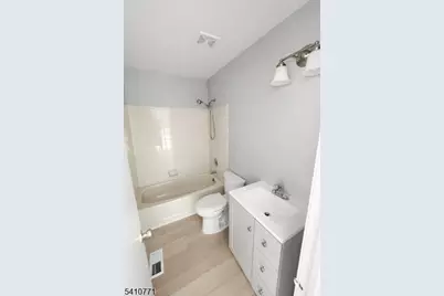 15 Nottingham Way, Franklin Township, NJ 08873 - Photo 14