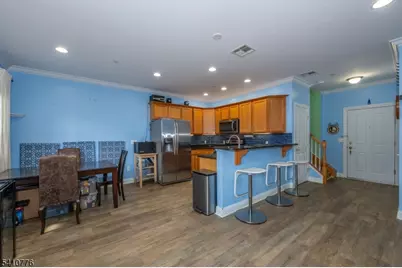 604 Avenue A #104, Bayonne, NJ 07002 - Photo 2