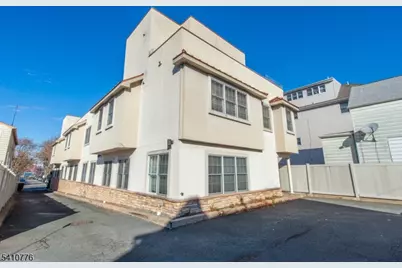 604 Avenue A #104, Bayonne, NJ 07002 - Photo 34