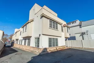 604 Avenue A, Bayonne, NJ 07002 - Photo 34