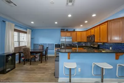 604 Avenue A #104, Bayonne, NJ 07002 - Photo 6