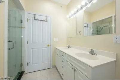 604 Avenue A #104, Bayonne, NJ 07002 - Photo 20