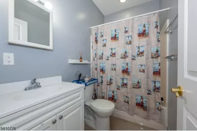 604 Avenue A #104, Bayonne, NJ 07002 - Photo 24