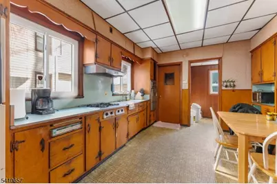 757 Parker St, Newark, NJ 07104 - Photo 12